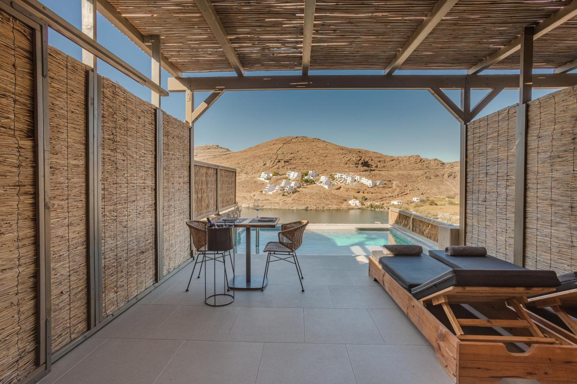Amal Kythnos Suites ภายนอก รูปภาพ