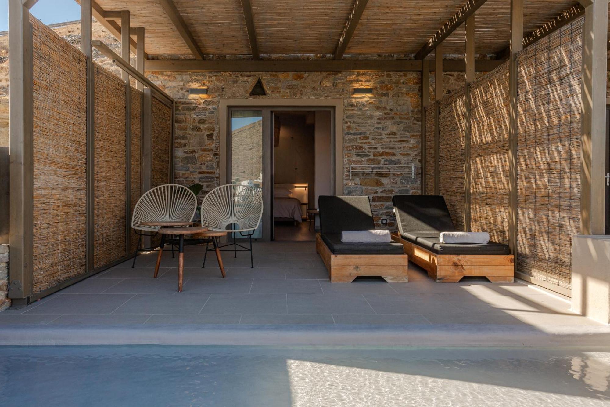 Amal Kythnos Suites ภายนอก รูปภาพ