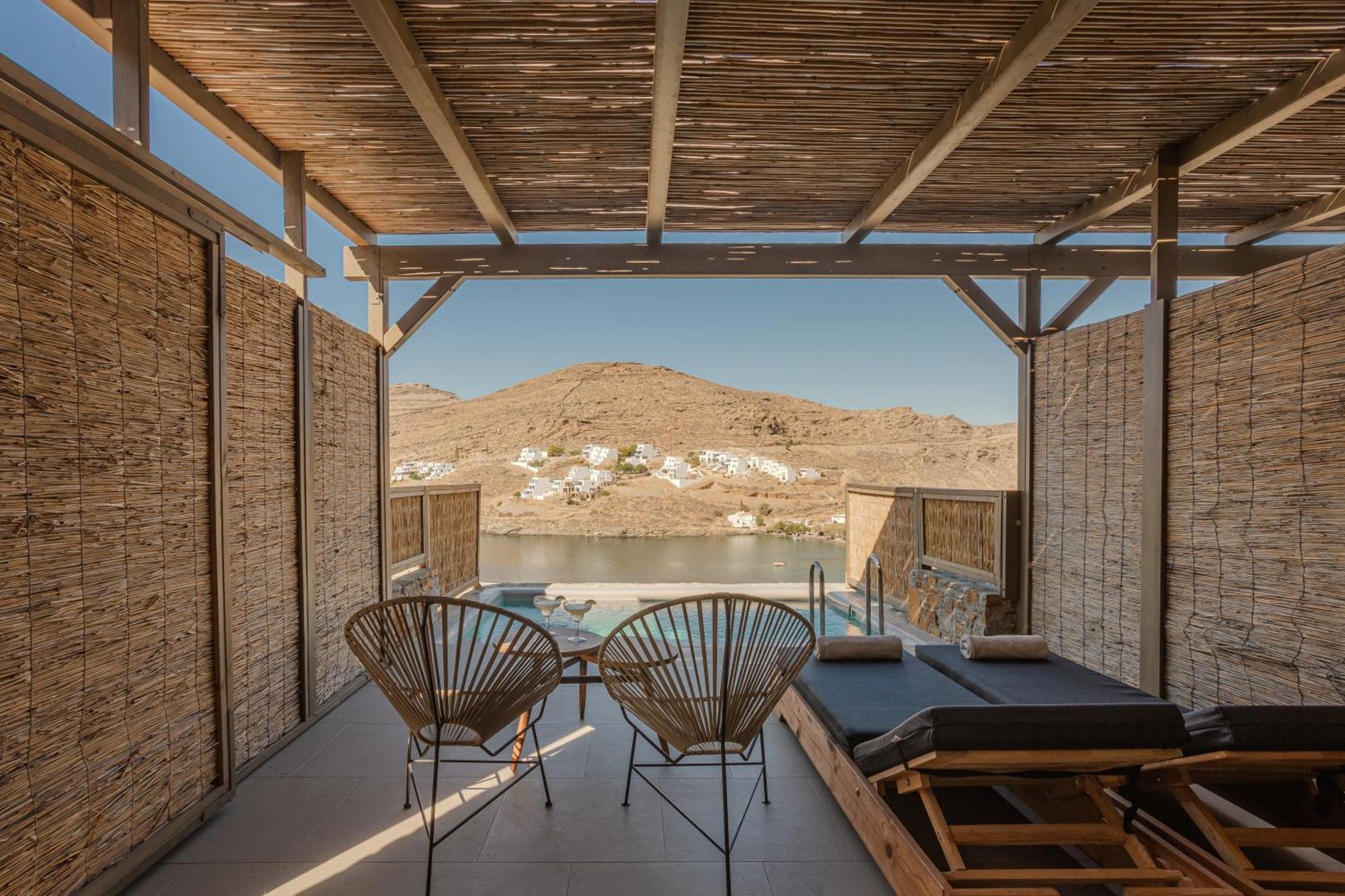 Amal Kythnos Suites ภายนอก รูปภาพ