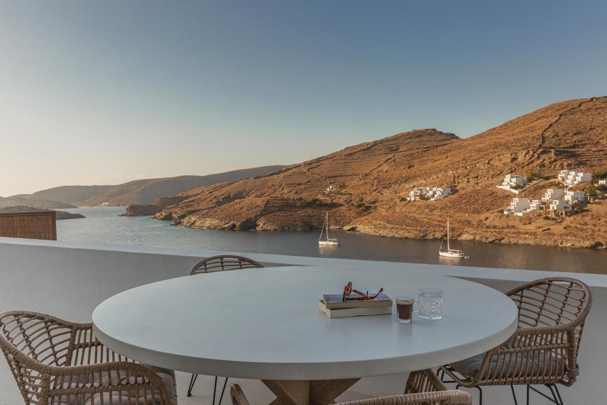 Amal Kythnos Suites ภายนอก รูปภาพ
