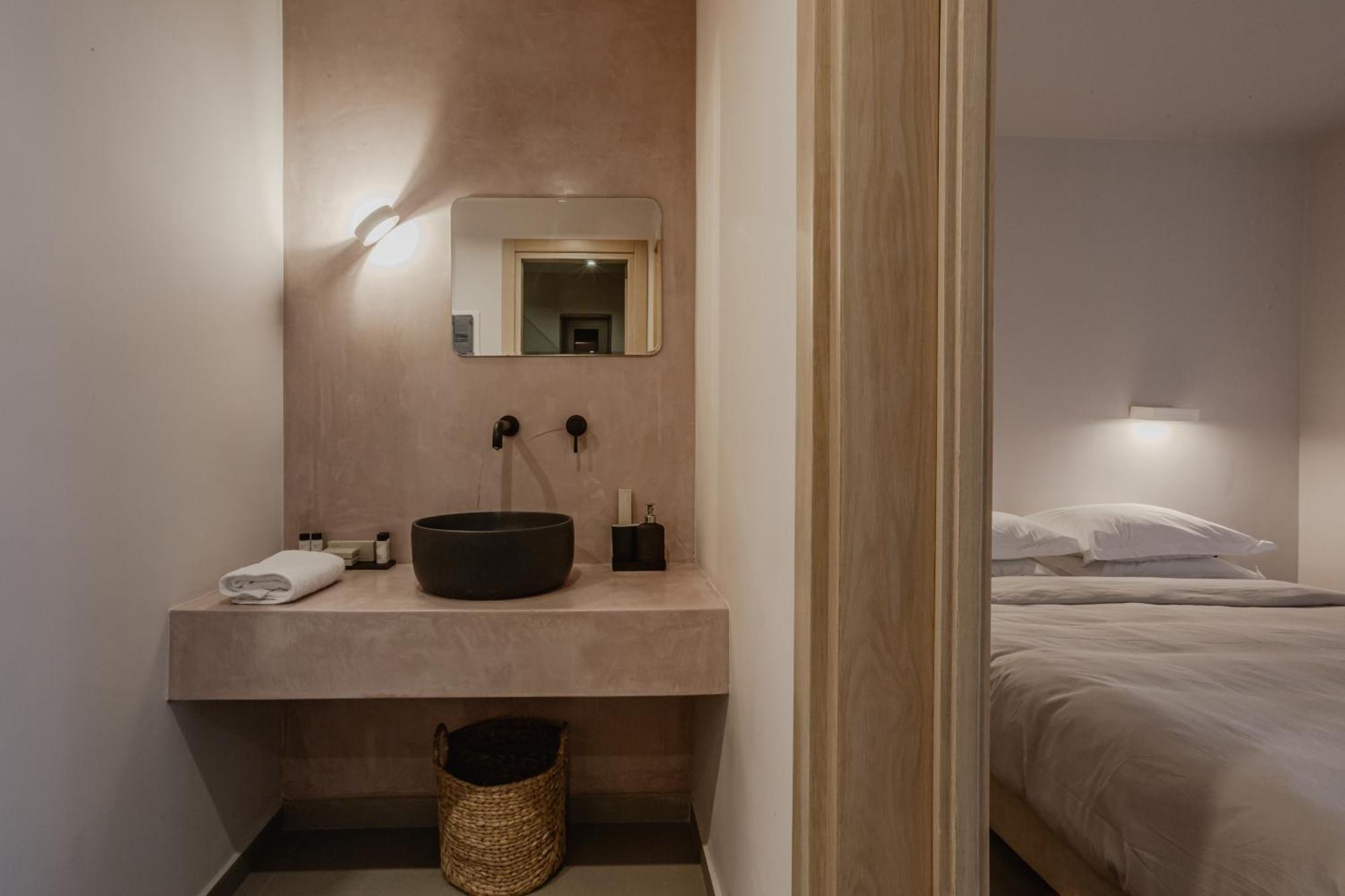 Amal Kythnos Suites ภายนอก รูปภาพ