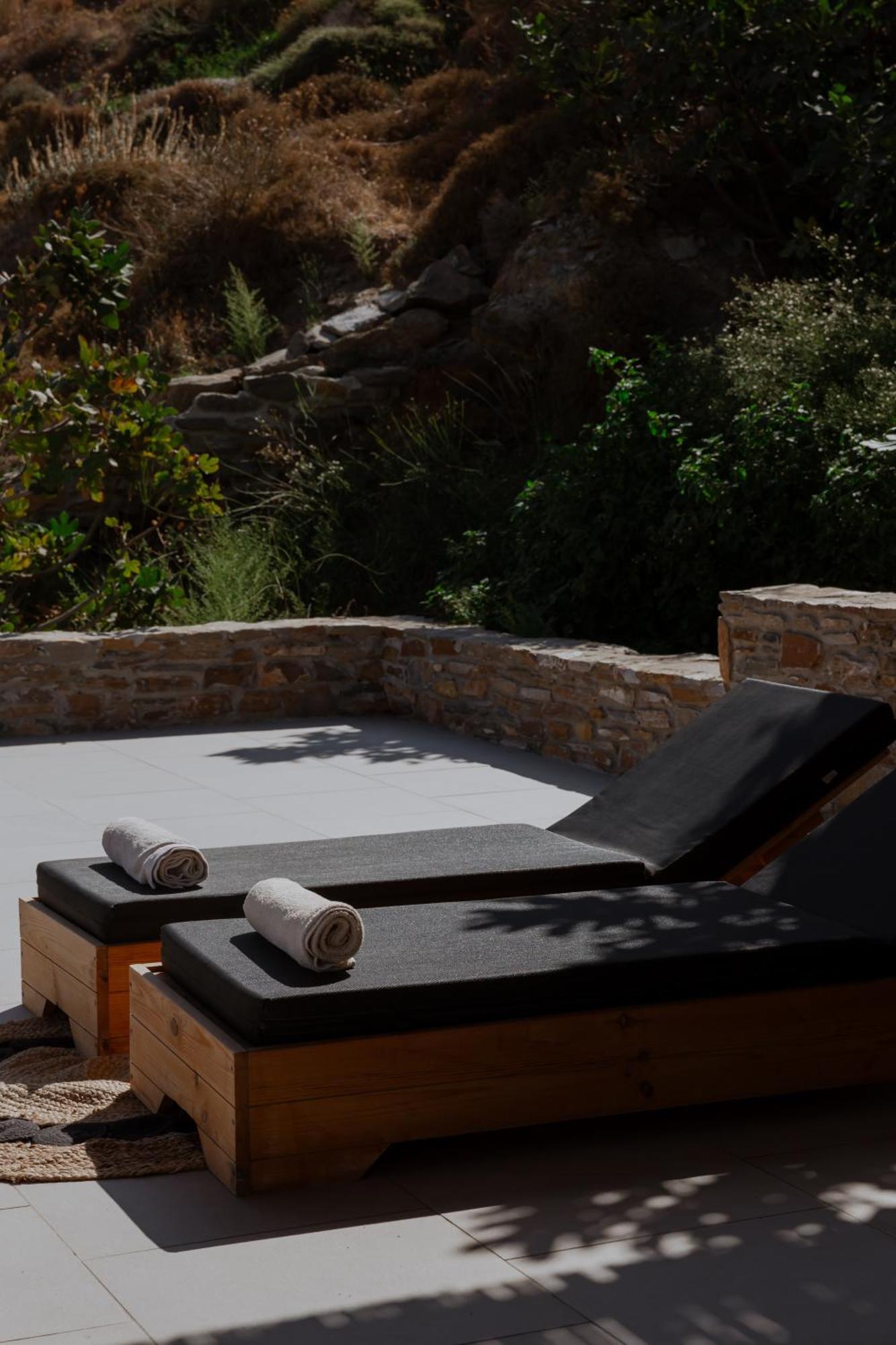 Amal Kythnos Suites ภายนอก รูปภาพ
